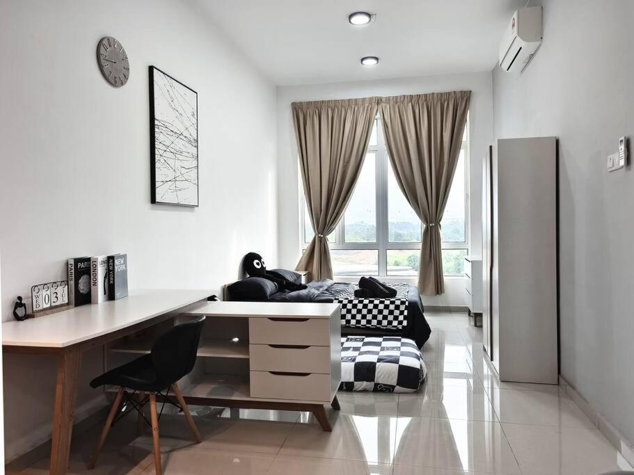Apartment Lv8 Mesrahomez Poolview 1-3 Pax